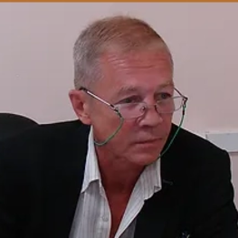 Дизайнер интерьера Андрей Щадов